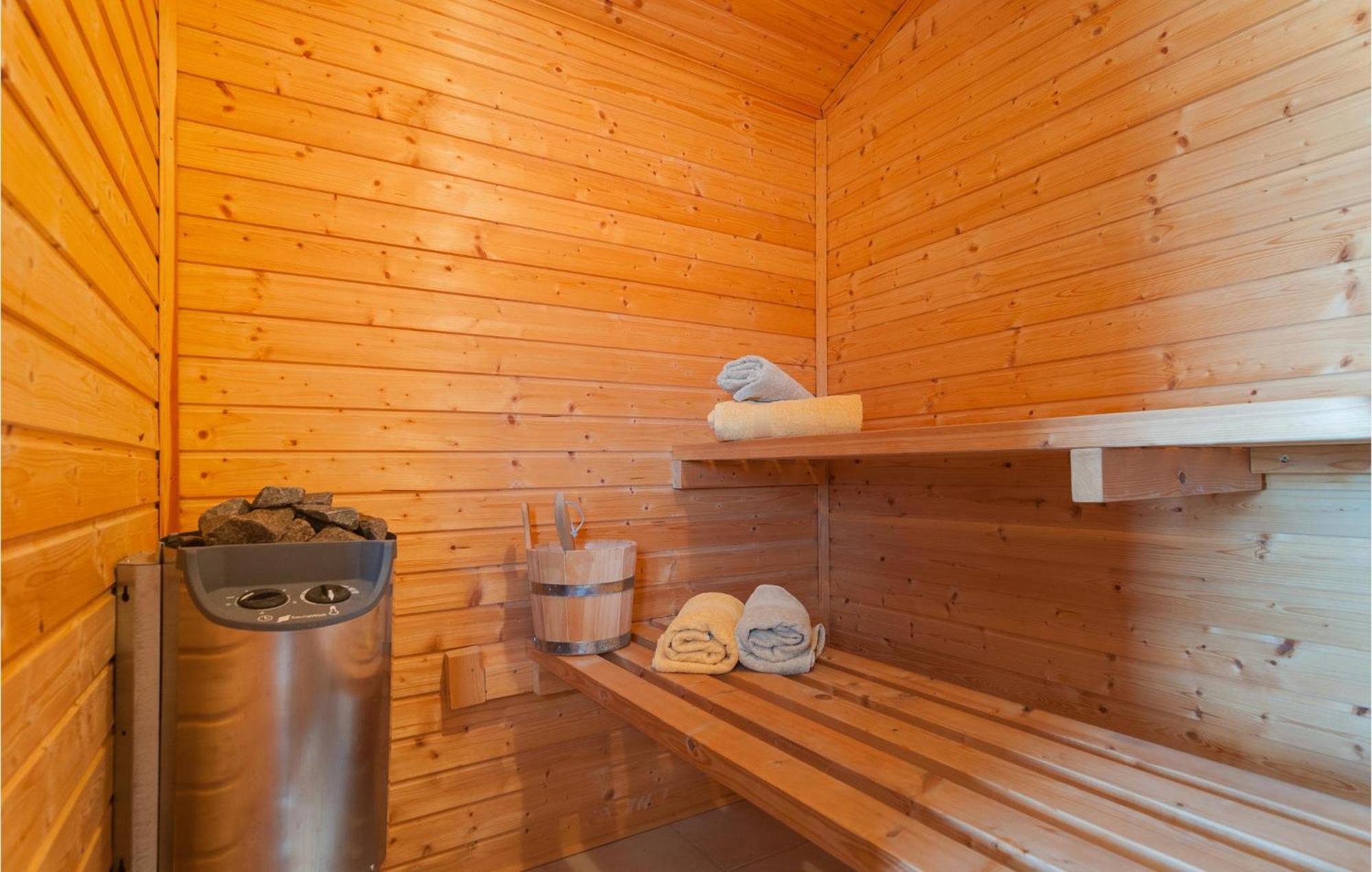 Cozy Home In Mudri Dolac With Kitchen Basina Dış mekan fotoğraf