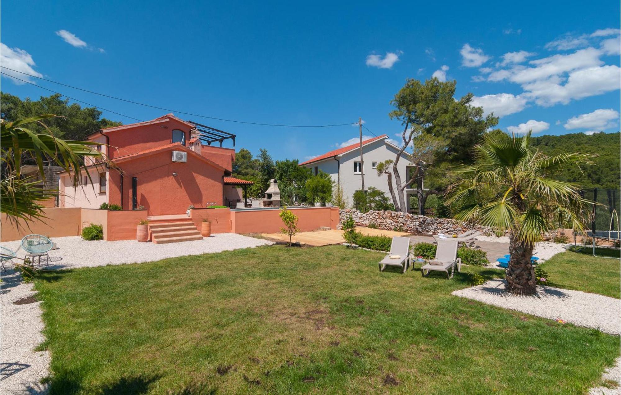 Cozy Home In Mudri Dolac With Kitchen Basina Dış mekan fotoğraf