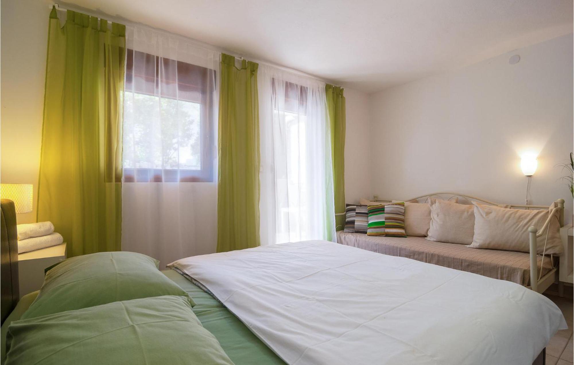 Cozy Home In Mudri Dolac With Kitchen Basina Dış mekan fotoğraf