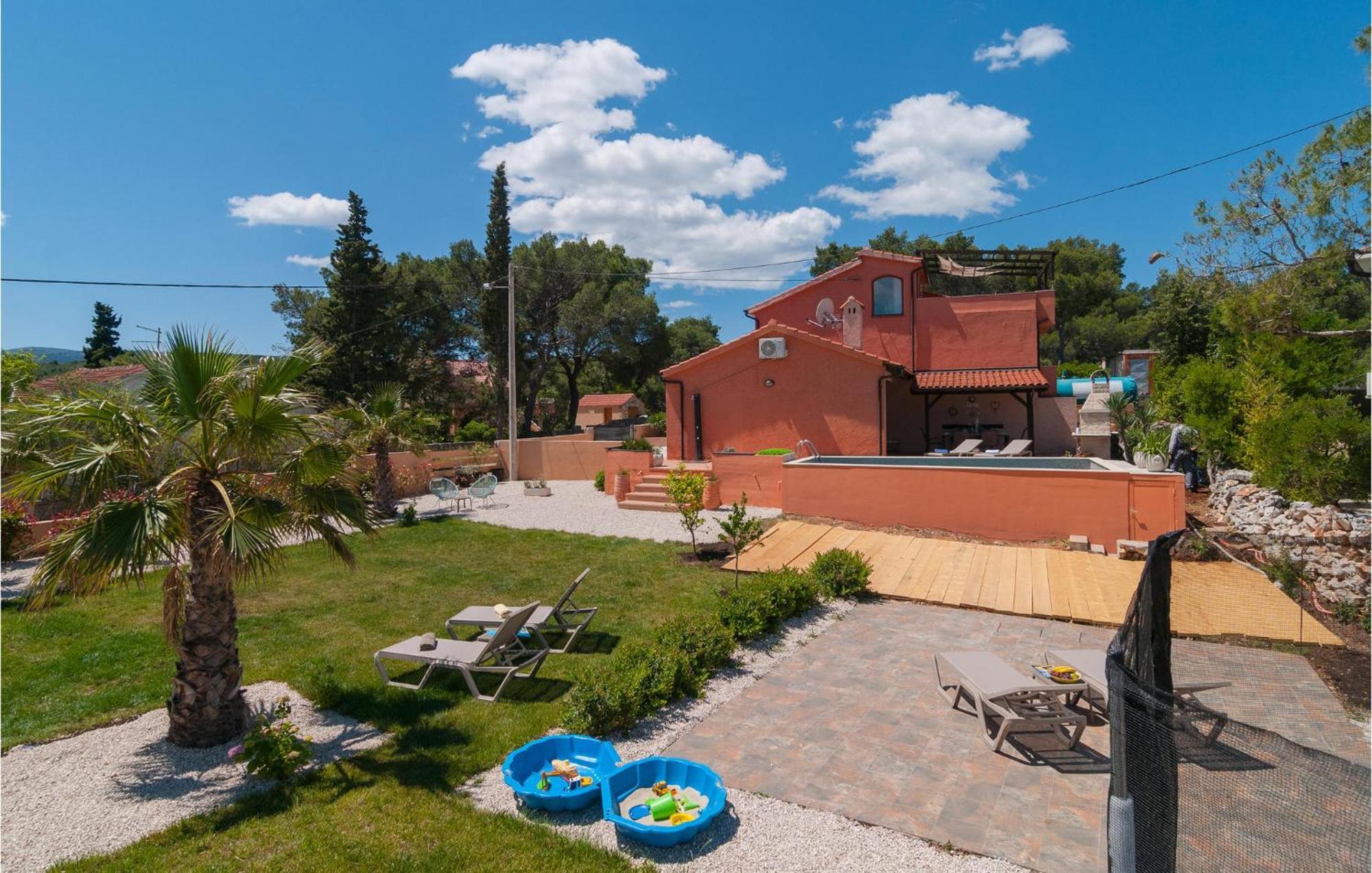 Cozy Home In Mudri Dolac With Kitchen Basina Dış mekan fotoğraf